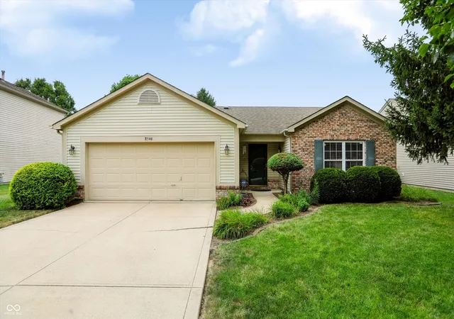 1st image of 8546 Smithfield Ln, Indianapolis, IN 46237 | MLS# 22116825