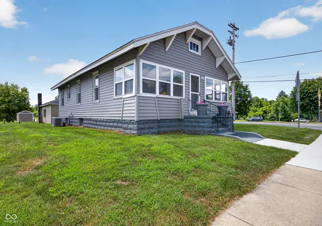 Photo 2 of Sale Pending at 8006 E Main, Dugger, IN 47848 | MLS# 22116829 | Listing updated on 2026-08-16