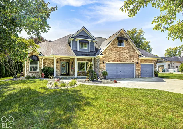 Single family home for sale at 2206 Golfside Dr, Lebanon, IN 46052 | MLS# 22116833