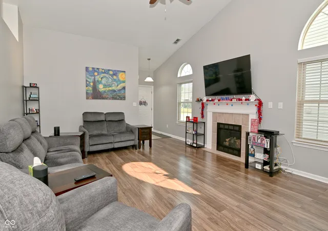 3rd image of 10749 Crane Dr, Indianapolis, IN 46231 | MLS# 22116834