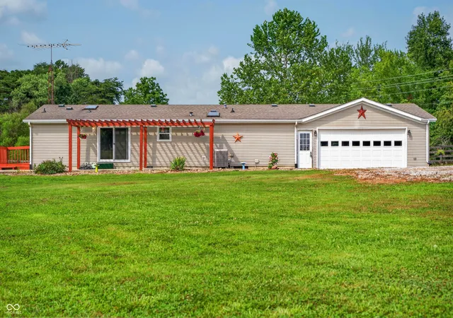 2nd image of 2248 W State Road 58, Seymour, IN 47274 | MLS# 22116856