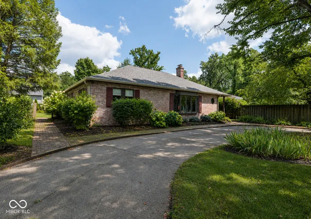 4th image of 3715 Governors Rd, Indianapolis, IN 46208 | MLS# 22116862