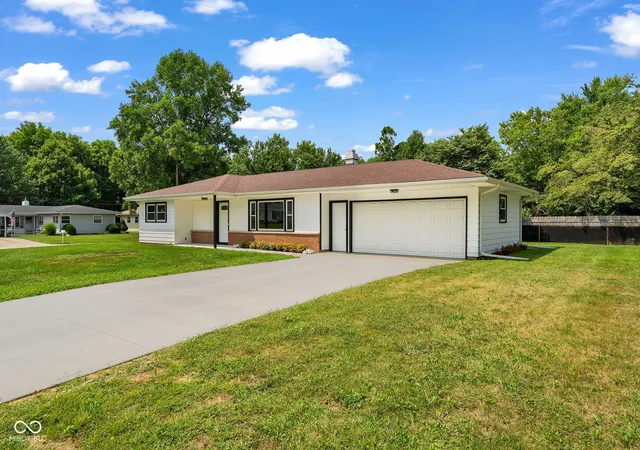 2nd image of 404 Ben Hur Dr, Crawfordsville, IN 47933 | MLS# 22116865