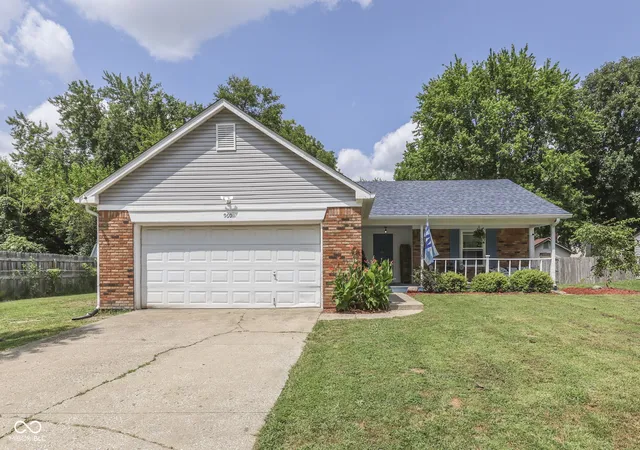 1st image of 960 W Stop 11 Rd, Indianapolis, IN 46217 | MLS# 22116866