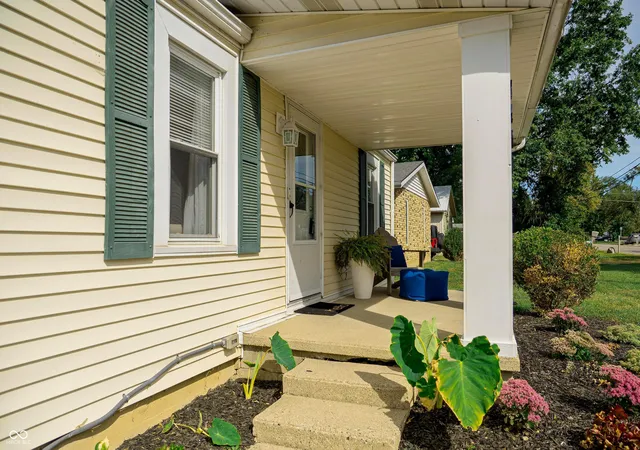 Photo 3 of Single family home for sale at 2501 N Rosewood Ave, Muncie, IN 47304 | MLS# 22116947 | Listing updated on 2026-09-23
