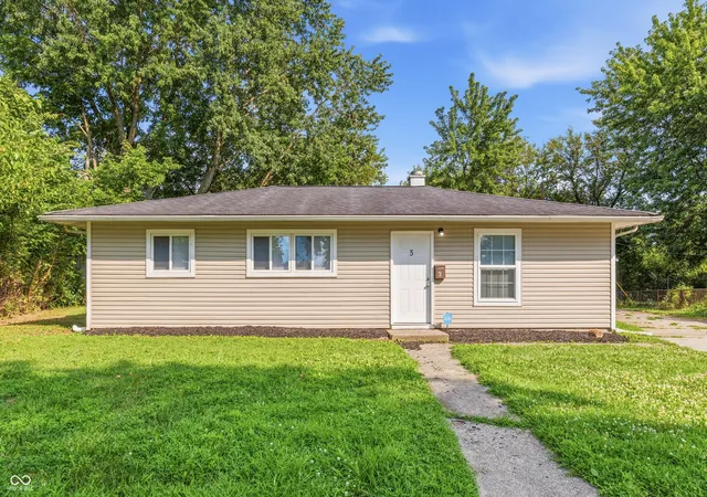 1st image of 3 Edwin Ct, Indianapolis, IN 46222 | MLS# 22116950