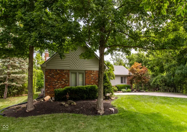 2nd image of 10526 Stormhaven Wy, Indianapolis, IN 46256 | MLS# 22116958
