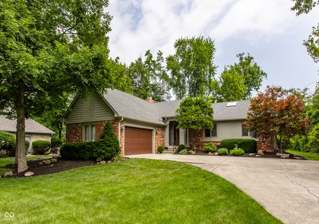 Photo 3 of Sale Pending at 10526 Stormhaven Way, Indianapolis, IN 46256 | MLS# 22116958 | Listing updated on 2026-09-01
