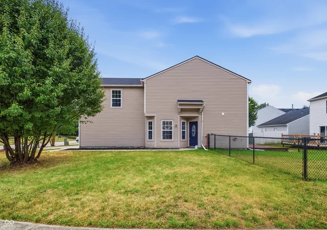 3rd image of 5278 Tufton Dr, Indianapolis, IN 46254 | MLS# 22116961