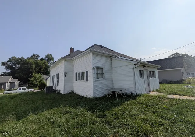 3rd image of 406 W Washington, Greencastle, IN 46135 | MLS# 22116975