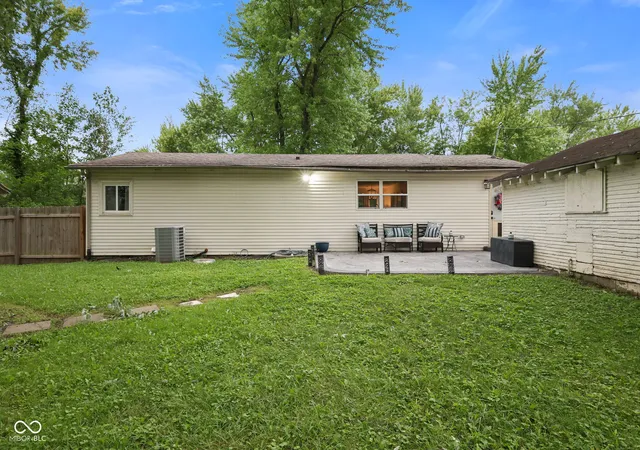 2nd image of 2715 W 78th St, Indianapolis, IN 46268 | MLS# 22116976