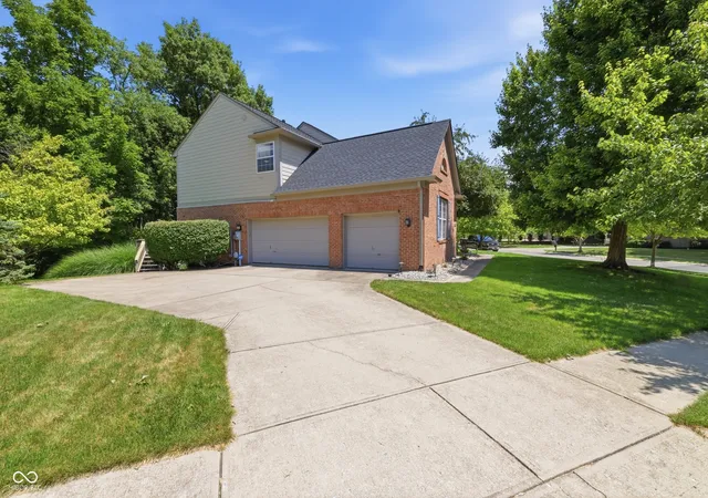 4th image of 9758 Loganberry Ln, Indianapolis, IN 46256 | MLS# 22116979