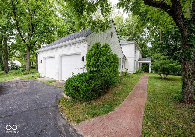 4th image of 8404 Oaklandon Rd, Indianapolis, IN 46236 | MLS# 22116989