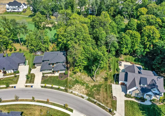 2nd image of 3809 Dartmoor Wy, Zionsville, IN 46077 | MLS# 22116993