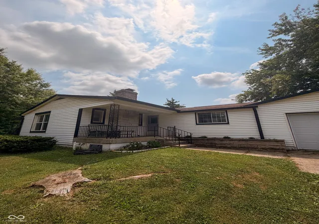 2nd image of 5002 Manker St, Indianapolis, IN 46227 | MLS# 22116997