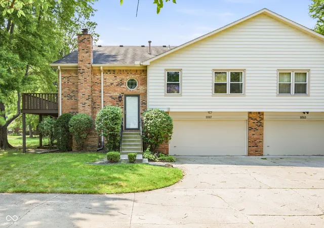 1st image of 9267 Cinnebar Dr, Indianapolis, IN 46268 | MLS# 22117002