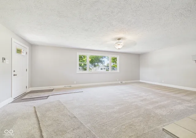 Photo 3 of Sale Pending at 55 W 500 South, Anderson, IN 46013 | MLS# 22117014 | Listing updated on 2026-09-03