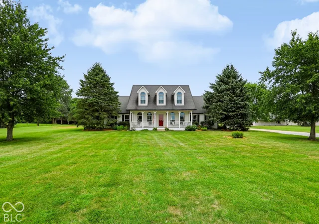 Photo 1 of Single family home for sale at 1595 N 400 West, Greenfield, IN 46140 | MLS# 22117017 | Listing updated on 2026-10-05