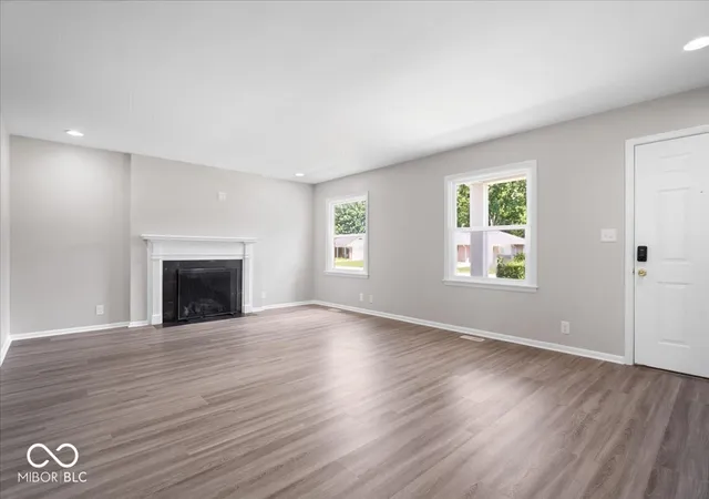 Photo 3 of Single family home for sale at 1301 Morningside Dr, Anderson, IN 46011 | MLS# 22117021 | Listing updated on 2026-10-02
