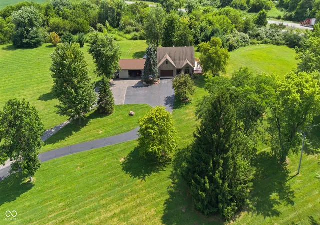 1st image of 1889 W County Road 1000 N, Lizton, IN 46149 | MLS# 22117022