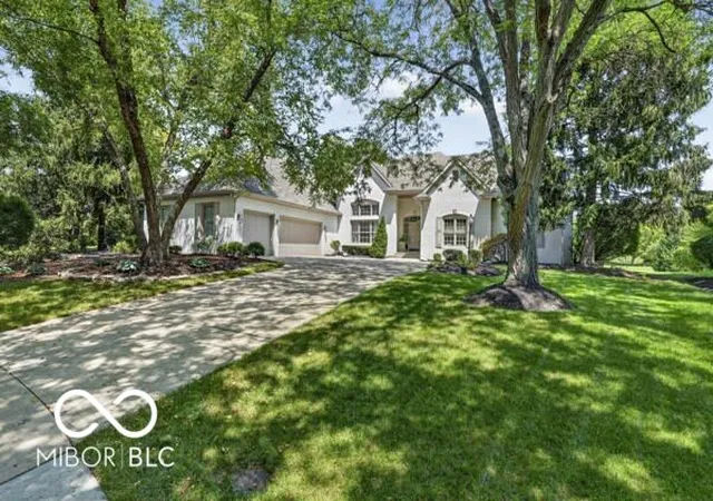 5th image of 10504 Chestnut Hill Cir, Fishers, IN 46037 | MLS# 22117033