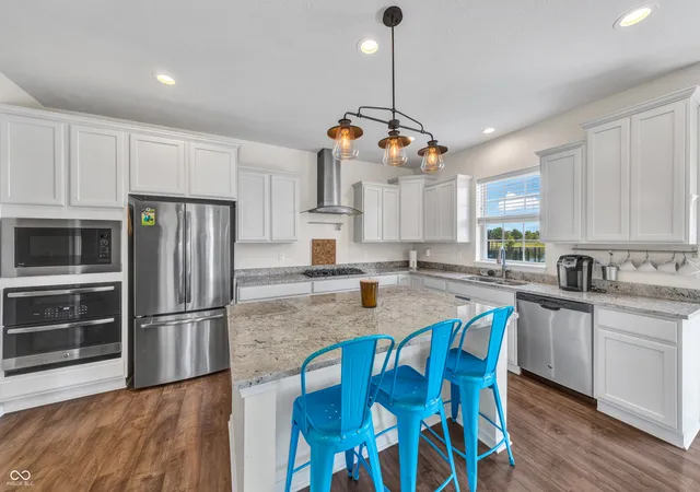 Photo 4 of Single family home for sale at 9875 Gallop Ln, Fishers, IN 46040 | MLS# 22117038 | Listing updated on 2026-10-27