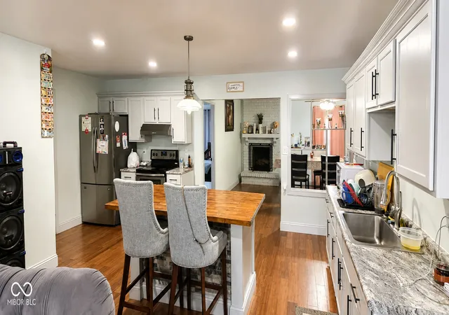 Photo 2 of Single family home for sale at 7607 E 34th Street, Indianapolis, IN 46226 | MLS# 22117039 | Listing updated on 2026-09-06