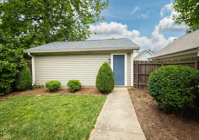 5th image of 2417 N Pennsylvania St, Indianapolis, IN 46205 | MLS# 22117054