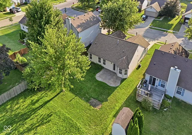 40th image of 13083 N Sterling Cmns, Fishers, IN 46038 | MLS# 22117066