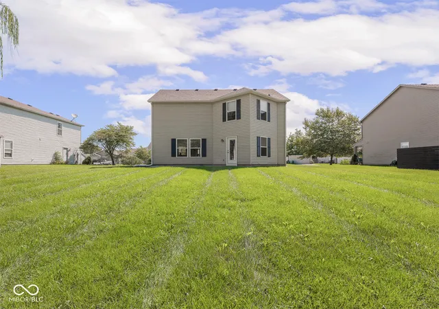 26th image of 914 Indigo Dr, Greenfield, IN 46140 | MLS# 22117077