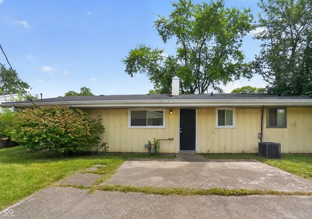 1st image of 3510 N Brentwood Ave, Indianapolis, IN 46235 | MLS# 22117085