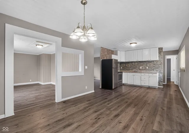 Photo 4 of Sale Pending at 3510 N Brentwood Ave, Indianapolis, IN 46235 | MLS# 22117085 | Listing updated on 2026-10-08