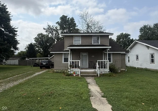 2nd image of 17 W Oak St, Orestes, IN 46063 | MLS# 22117092