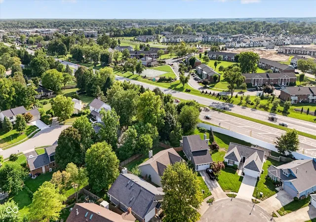 39th image of 3323 Eden Village Dr, Carmel, IN 46033 | MLS# 22117104