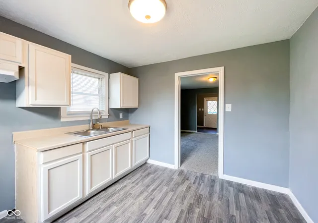4th image of 406 S Lasalle St, Indianapolis, IN 46201 | MLS# 22117106