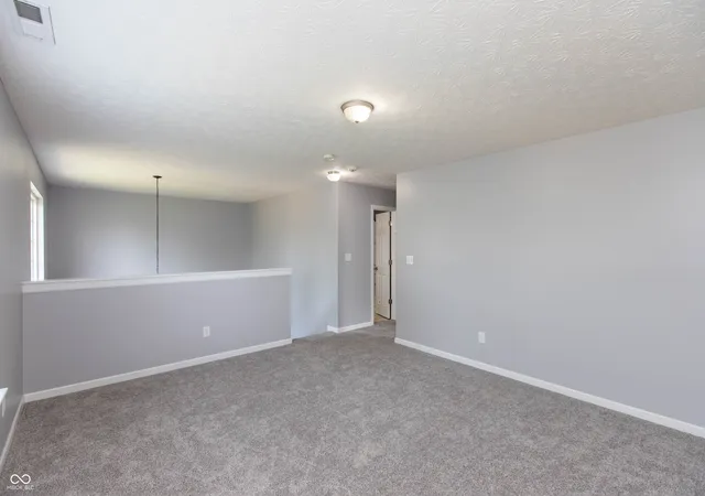 Photo 2 of Single family home for sale at 1324 Niagara Ln, Franklin, IN 46131 | MLS# 22117107 | Listing updated on 2026-10-06