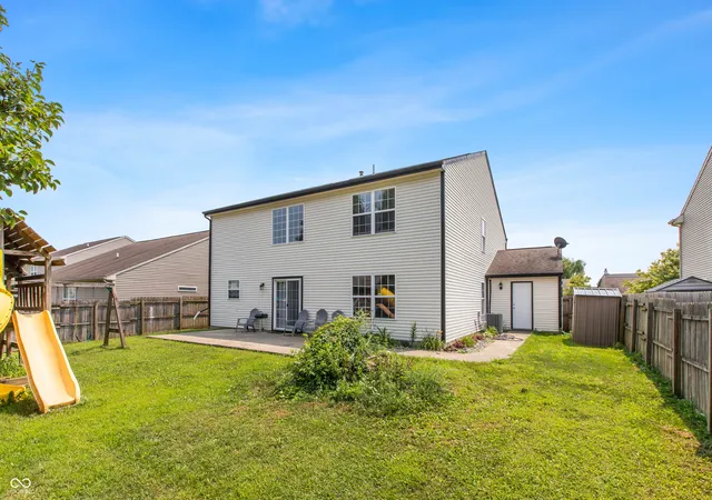 2nd image of 1324 Niagara Ln, Franklin, IN 46131 | MLS# 22117107