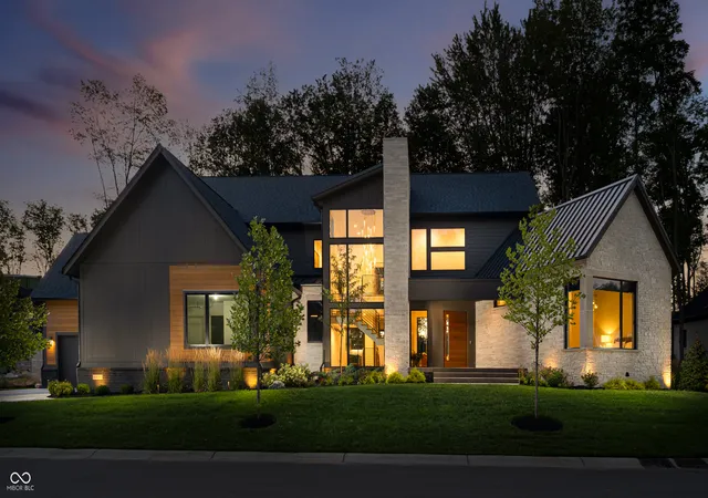 1st image of 10400 Somerford Rdg, Zionsville, IN 46077 | MLS# 22117108