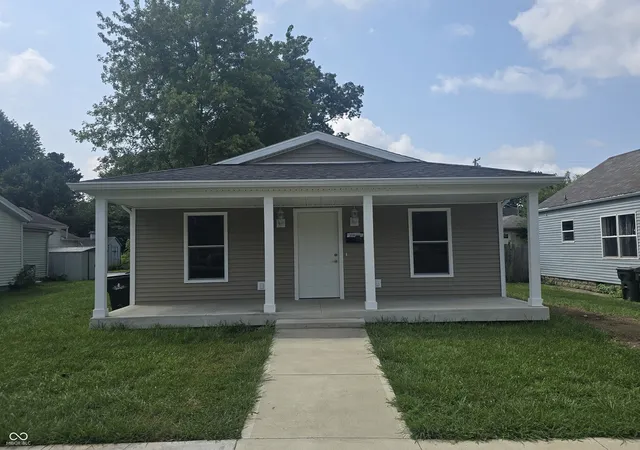 1st image of 323 W Walnut St, Greensburg, IN 47240 | MLS# 22117115