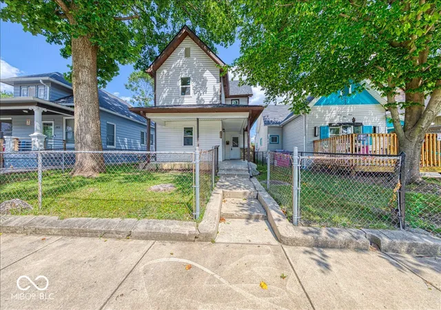 Photo 2 of Single family home for sale at 309 S Temple Ave, Indianapolis, IN 46201 | MLS# 22117116 | Listing updated on 2026-10-02