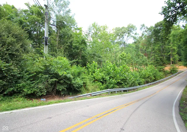 2nd image of 01 Sweetwater Dr, Nineveh, IN 46164 | MLS# 22117125