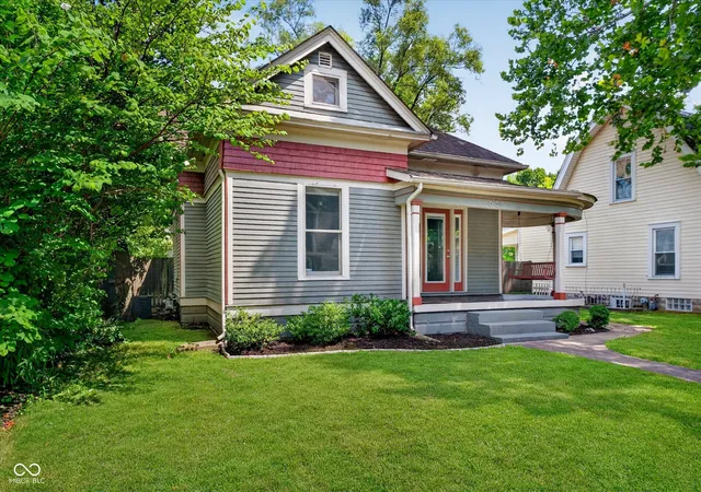 2nd image of 6159 Broadway St, Indianapolis, IN 46220 | MLS# 22117126