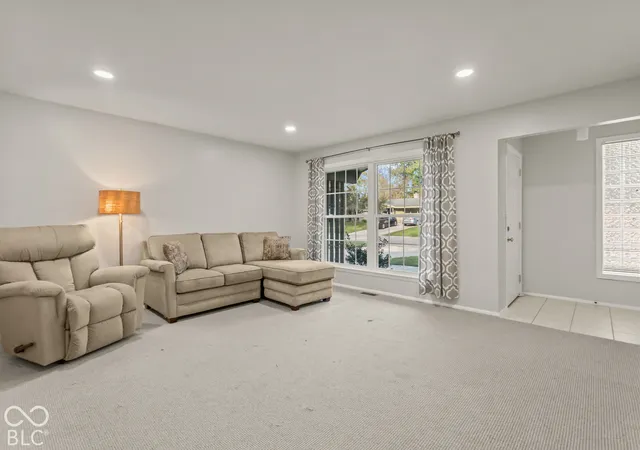 Photo 4 of Single family home for sale at 124 Sherman Dr, Carmel, IN 46032 | MLS# 22117131 | Listing updated on 2026-10-09