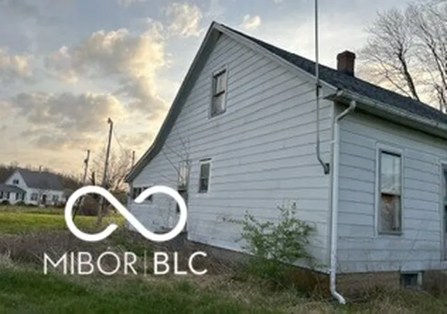 2nd image of 8038 S Us 421, Madison, IN 47250 | MLS# 22117138