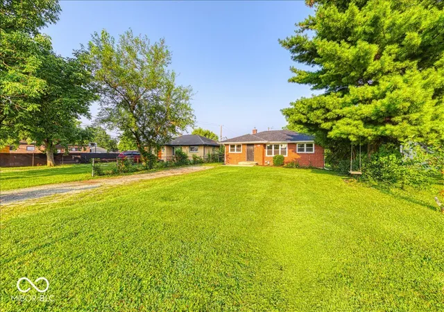 Photo 3 of Sale Pending at 3818 N Layman Ave, Indianapolis, IN 46226 | MLS# 22117156 | Listing updated on 2026-09-02