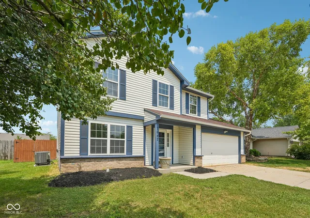Photo 2 of Sale Pending at 7642 Hidden Valley Ln, Indianapolis, IN 46239 | MLS# 22117158 | Listing updated on 2026-09-16