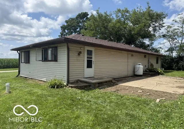 2nd image of 5650 E County Road 950 N, Mooreland, IN 47360 | MLS# 22117162