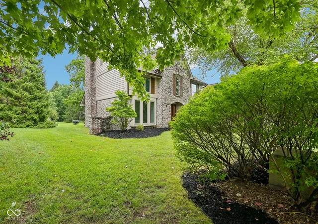 Photo 3 of Single family home for sale at 8815 Fathom Crst, Indianapolis, IN 46256 | MLS# 22117167 | Listing updated on 2026-08-28