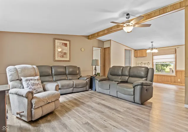 4th image of 9483 S County Road 100 Road E, Clayton, IN 46118 | MLS# 22117182