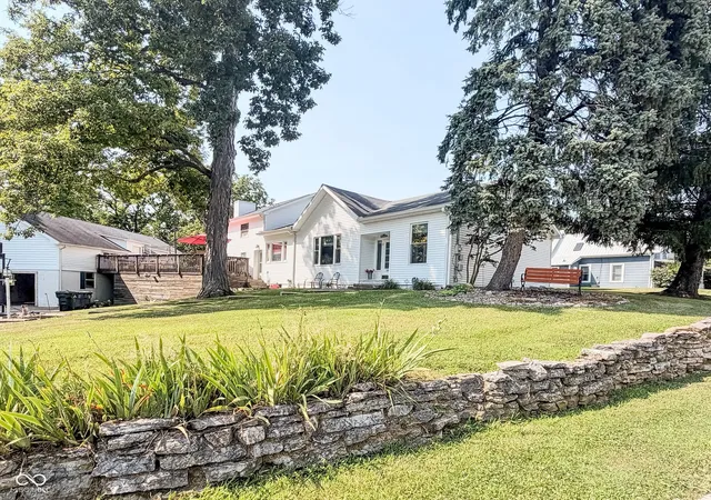 1st image of 501 N Pendleton Ave, Pendleton, IN 46064 | MLS# 22117185
